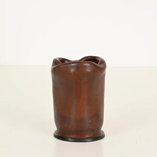 Animal Skin Italian Brown Curved Leather Pen Holder by Nova Tecno, Italy, 1950s For Sale - Image 7 of 12