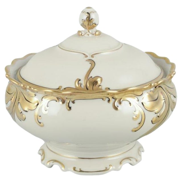 Lidded Bowl in Cream Porcelain with Gold Decoration by Friederike for KPM Berlin, 1930s For Sale