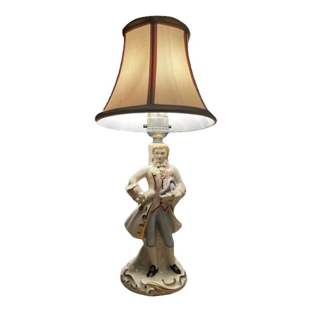 Vintage Colonial Figurine Lamp For Sale
