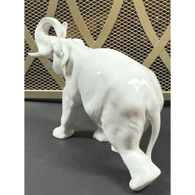 Mid 20th Century White Porcelain Elephant Figurine For Sale In Chicago - Image 6 of 7