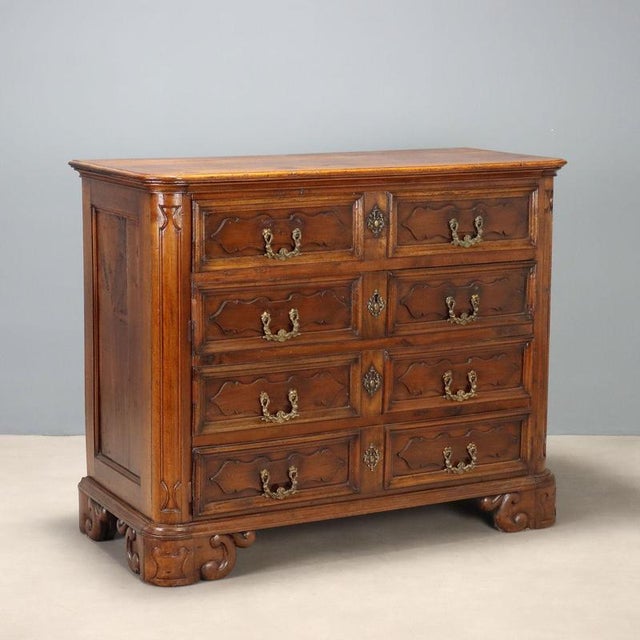 Baroque Walnut Canterano with Molded Drawers For Sale - Image 11 of 11