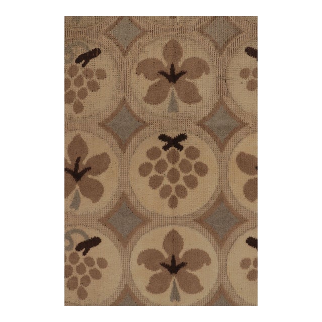 Antique Scandinavian Rya Rug With Beige-Brown Floral Medallions - Rug & Kilim For Sale