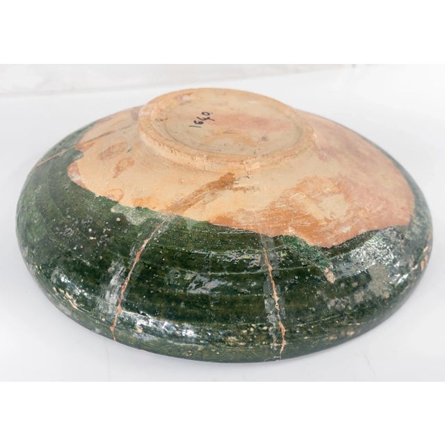 17th Century or Earlier Middle Eastern Persian Kashan or Nishapur Bowl For Sale - Image 10 of 13