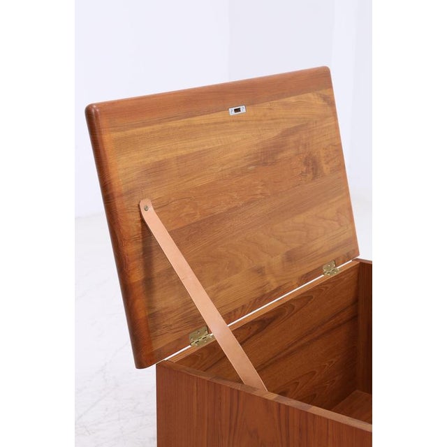 Vintage Teak Chest from Dyrlund, 1960s For Sale - Image 12 of 18