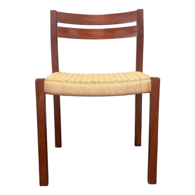 MCM Authentic Moller Model 404 Chair For Sale