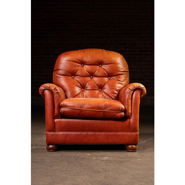 Vintage Tufted Leather Lounge Chair and Ottoman in Red For Sale In Chicago - Image 6 of 12