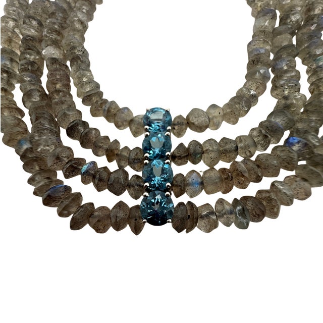 1960s Labradorite Bead Bracelet With Blue Topaz and 14k With Gold Clasp For Sale - Image 4 of 5