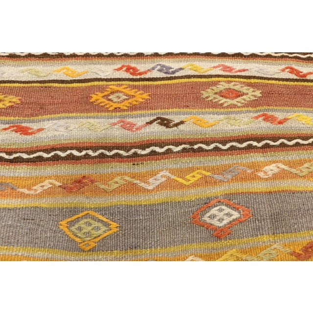 Vintage Turkish Kilim Rug - 05'04 X 06'09 For Sale - Image 4 of 8