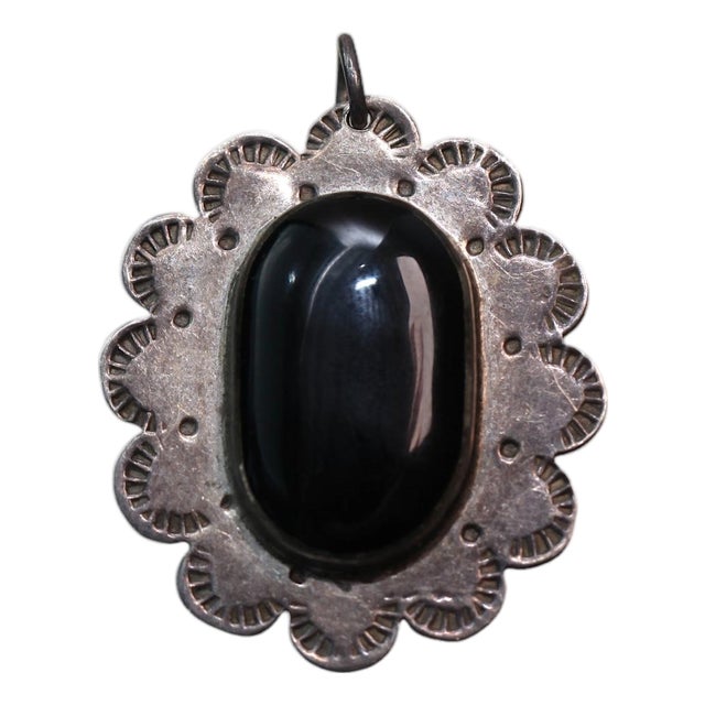 Vintage Taxco Mexico Sterling Silver Black Onyx Flower Pendant For Sale