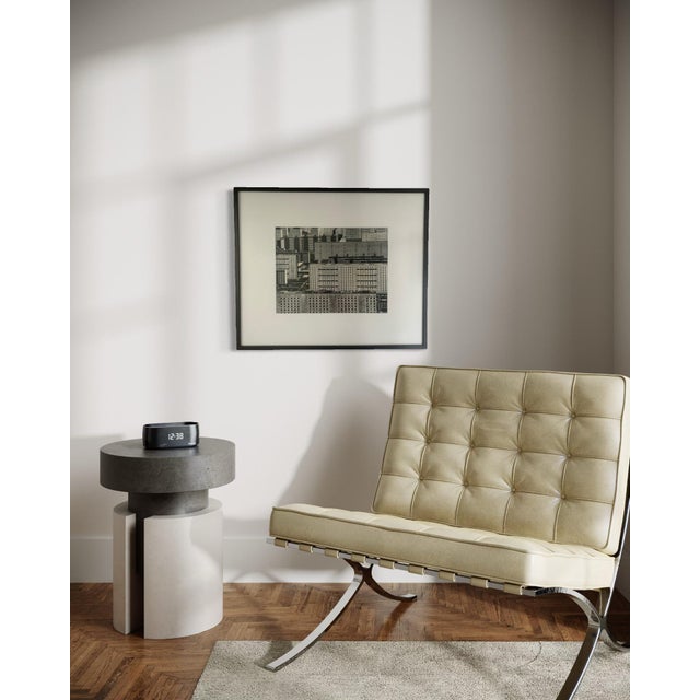 Rodrigo Moya — “Hipotecados, Tlatelolco, Ciudad De México,” 1963 — Signed Gelatin Silver Photograph For Sale - Image 13 of 18