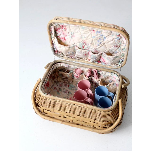 Mid 20th Century Vintage Picnic Basket For Sale - Image 9 of 12