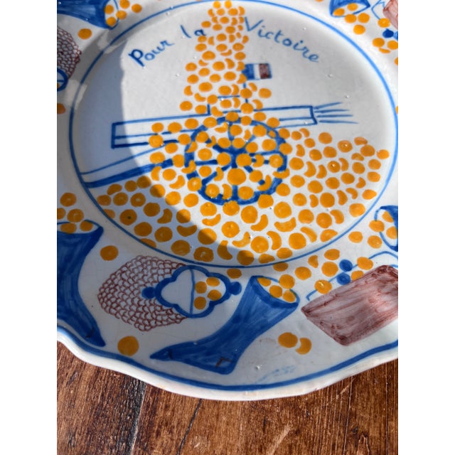 Henriot Quimper Antique 1917 Hr Quimper Assiettes Du Cercle Du Soldat or Circle of the Soldier of the 6th Arrt Faience Plate,Pour La Victoire/for Victory,War Plates For Sale - Image 4 of 7