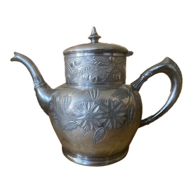 1930s Wm Rogers Vintage Quadruple Silverplate Teapot Rosebud Top For Sale