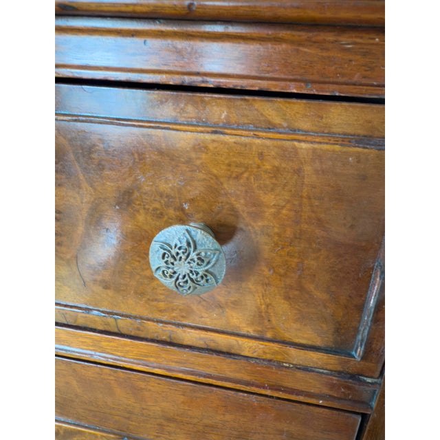 Late 19th Century American Federal / Sheraton Style Tall Chest of Drawers For Sale In New York - Image 6 of 11