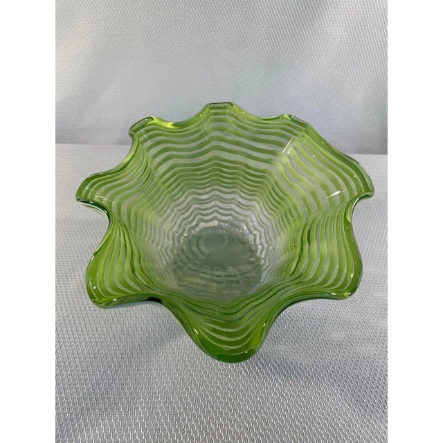 1960s Italian Cased Glass Swirl Ruffle Decorative Bowl For Sale - Image 4 of 13