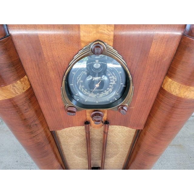 1930s Zenith Console Radio Model 9-S-262 Circa. 1938 For Sale - Image 5 of 16