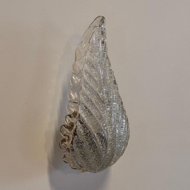 Single Leaf Sconce in Pulegoso Glass with Gold Accents attributed to Barovier & Toso, 1950s For Sale - Image 11 of 18