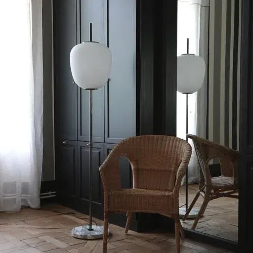 Marcel Gascoin Tall J14 Floor Lamp in Gilt Brass from Disderot For Sale - Image 4 of 9
