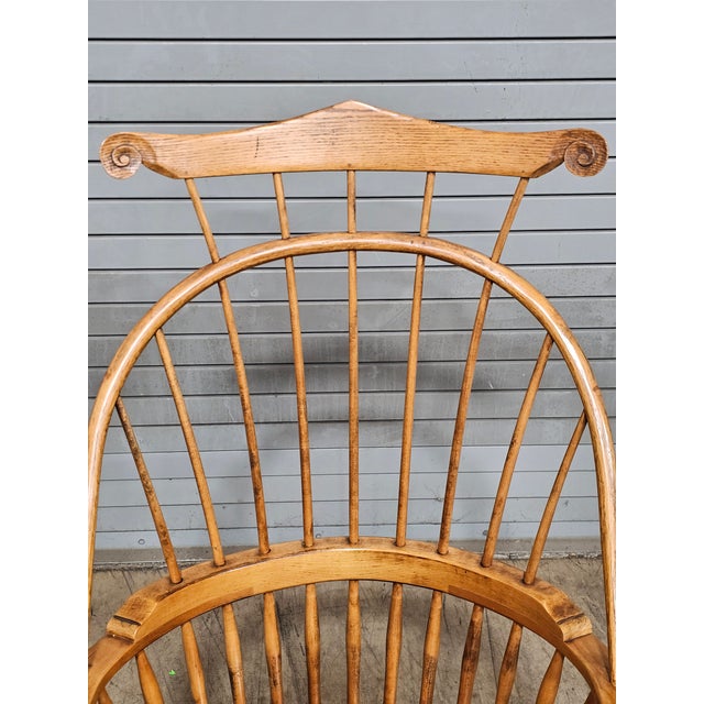 Wood 1960s d.r. Dimes Master's Chair Comb Back Windsor Arm Chair Bench New Hampshire Rare For Sale - Image 7 of 17