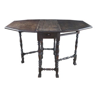Antique William & Mary Style Walnut Dropleaf Gateleg Parlor Table For Sale