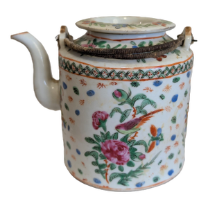 Antique Chinese Famille Rose Bird and Butterfly Teapot (Late 19th Century)