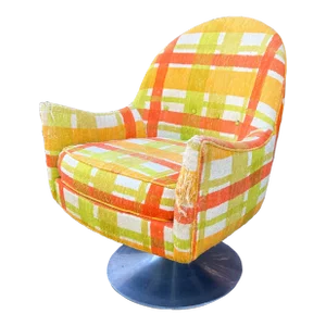 Tulip Base Mid Century Modern Swivel Chair