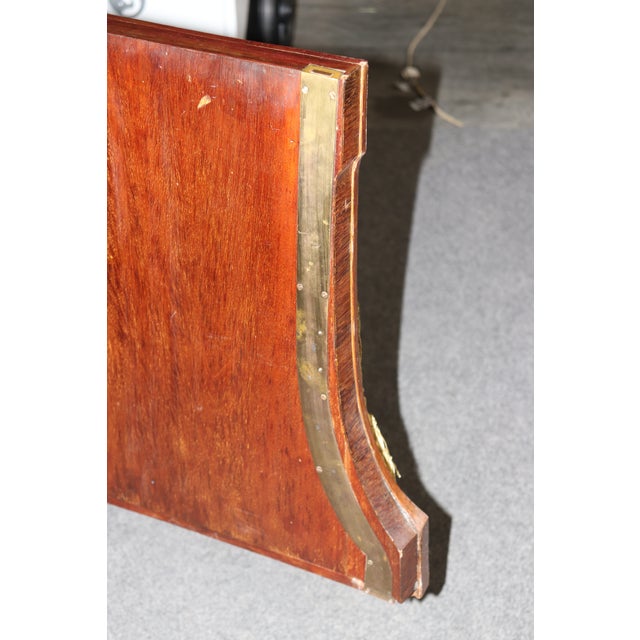 Wood Fine Quality Bronze Mounted Inlaid Marble Top Commode Manner Jean Henri Riesner For Sale - Image 7 of 17