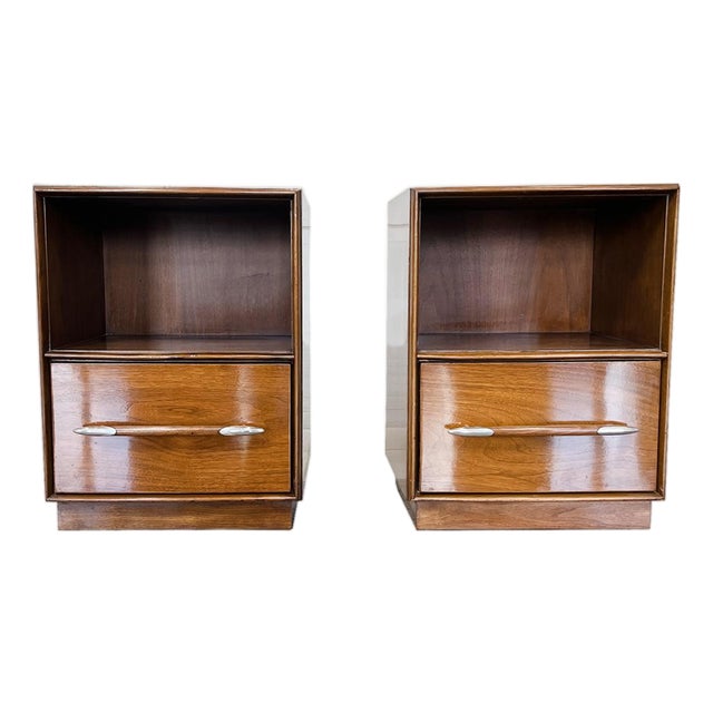Widdicomb Walnut Nightstand End Tables by T. H. Robsjohn-Gibbings - A Pair For Sale