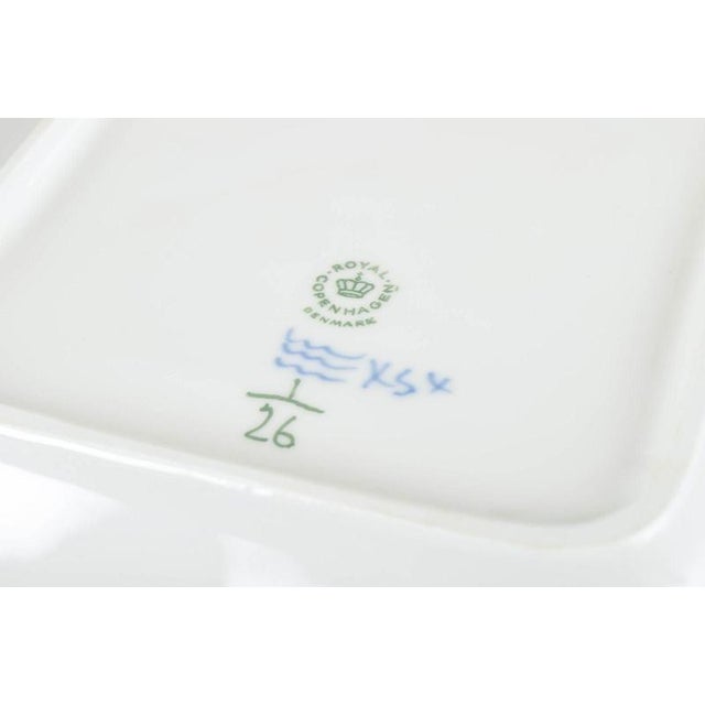 Blue Fluted Plain Square Porcelain Serving Bowl from Royal Copenhagen, 1980s For Sale - Image 4 of 5