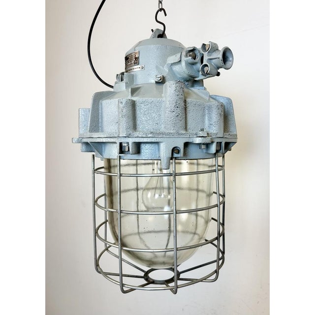 Large Industrial Grey Bunker Light with Iron Cage from Elektrosvit, 1970s For Sale - Image 6 of 18