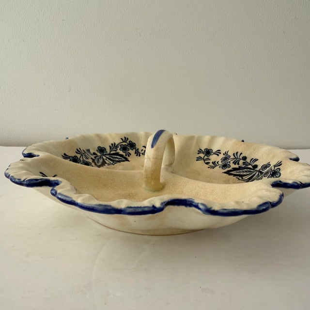 Vintage Blue and White Floral Divided Relish Dish With Scalloped Rim For Sale In Richmond - Image 6 of 10