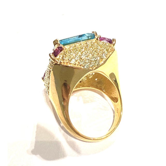 Blue Bochic “Orient” Blue Topaz & Multi Gem Cocktail Ring Set In 18K Gold & Silver, Size 7 For Sale - Image 8 of 11
