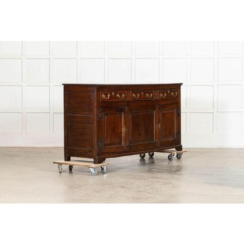 George III English Oak Dresser Base, 1790s For Sale - Image 3 of 18