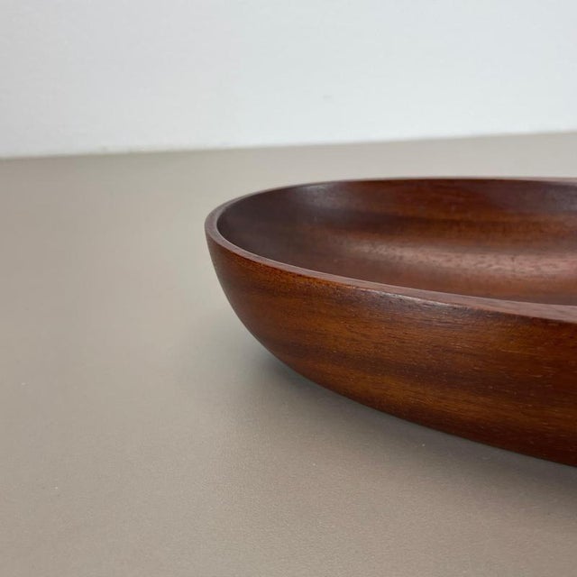 Large Teak Bowl with Brass and Leather Handle from Carl Auböck, Austria, 1950s For Sale - Image 14 of 18