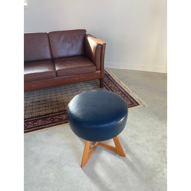Leather Heywood-Wakefield Swivel Ottoman, Midcentury Modern, 1950s For Sale - Image 12 of 18