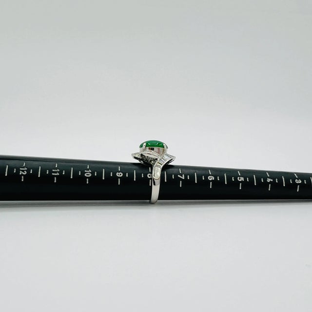 Metal Mid 20th Century 6 Carat Green Jade Oval Cabochon and Baguette Diamond Ring in Platinum, Size 8 For Sale - Image 7 of 7