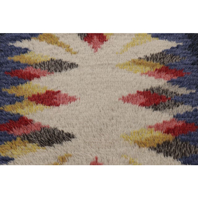 Rug & Kilim Vintage Swedish Rya Rug, Bold Scandinavian Geometric Medallions - Rug & Kilim For Sale - Image 4 of 8