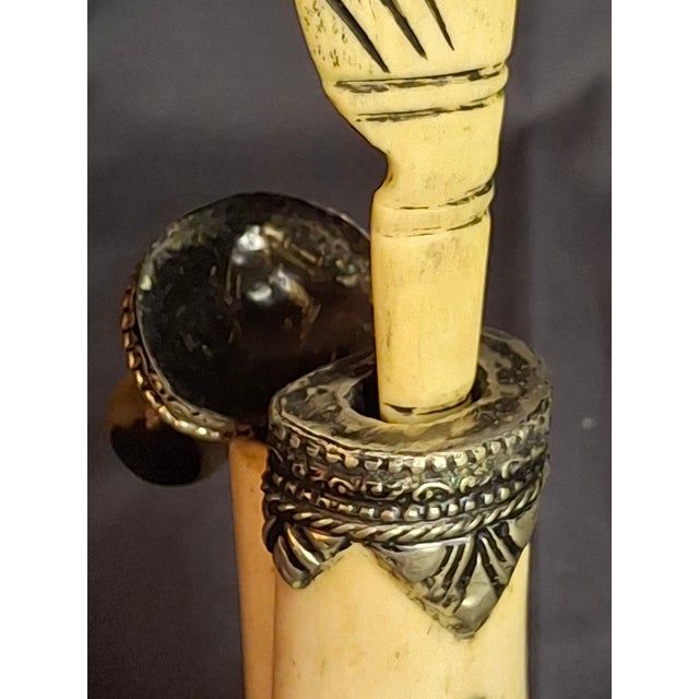 Rare 19thC Moroccan Judaica Camel Bone Inkwell Set - Star of David - Original Pen For Sale - Image 4 of 18