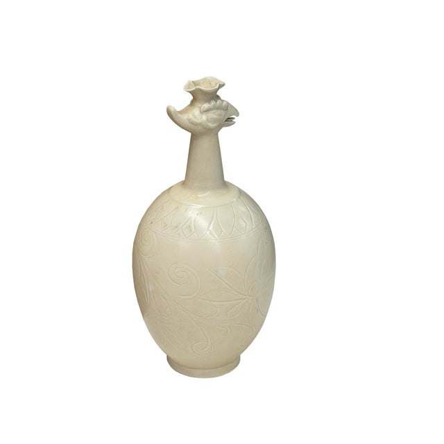 1980s Vintage Off White Bird Head Mouth Ceramic Art Vase For Sale - Image 5 of 9