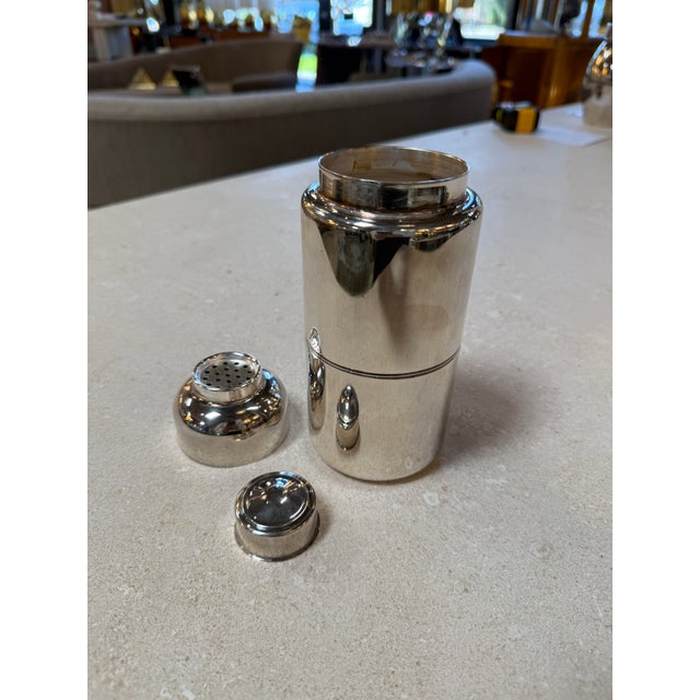 Vintage T&f Chrome Cocktail Shaker – Italian Barware For Sale In Los Angeles - Image 6 of 8