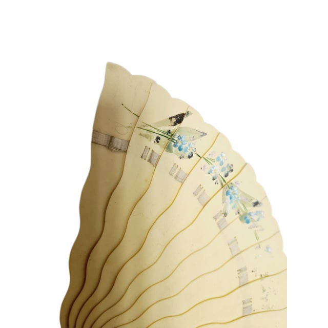 Austro-Hungarian Art Nouveau Celluloid Fan, 1900s, in Very Good conditions. Designed 1890 to 1919