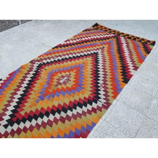 Textile 1970s Vintage Handmade Turkish Kilim Runner 4′2″ × 10′9″ For Sale - Image 7 of 12
