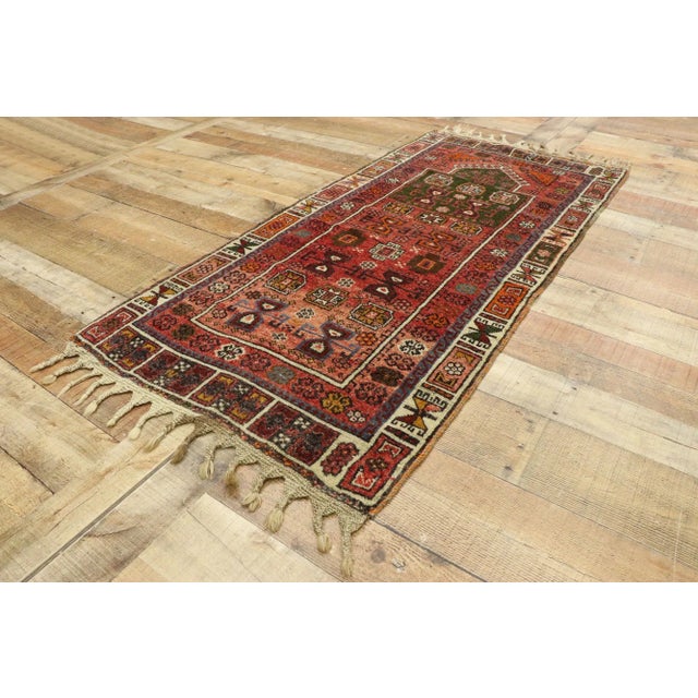 Vintage Turkish Oushak Prayer Rug, 02'05 X 05'02 For Sale In Dallas - Image 6 of 10