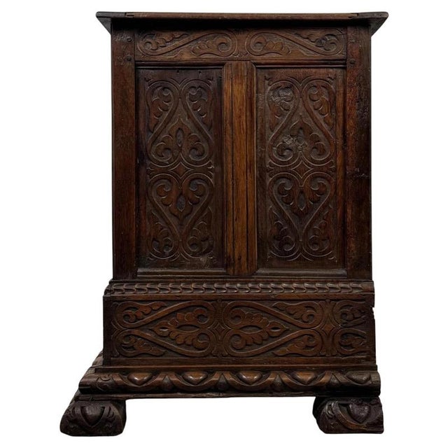 18th Century Georgian English Carved Oak Coffer For Sale - Image 9 of 11