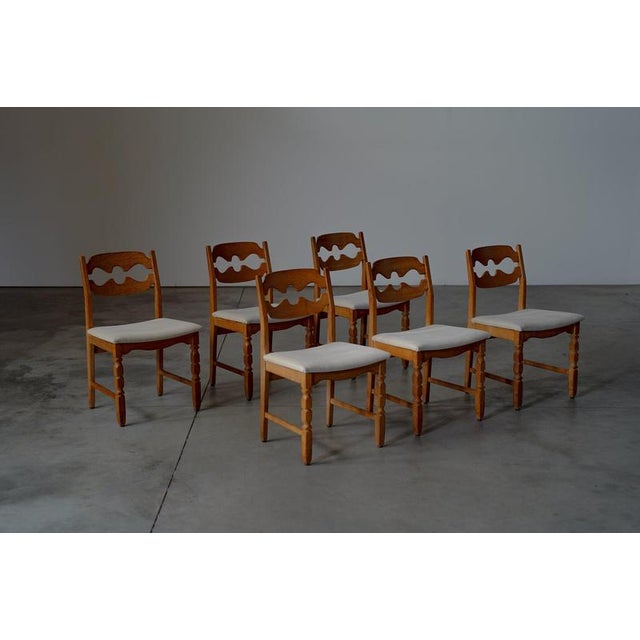 Razor Blade Dining Chairs by Henning Kjaernulf- Denmark 1960s, Set of 6 For Sale - Image 3 of 11