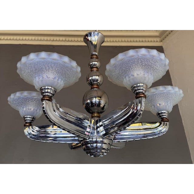 1930s Art Deco Opalescent Glass and Nickel-Plated Bronze Chandelier by Jean Gauthier for Petitot & Ezan, France, 1935 For Sale - Image 5 of 18