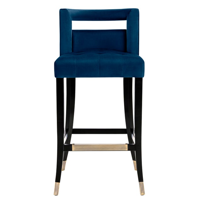 Not for the faint of heart, these stools will make you swoon. Making their debut with a bold statement, the Hart stool is...