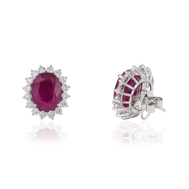 Metal Vintage 14k White Gold Ruby 18.91ct & Diamond 2.3ct Stud Earrings- A Pair For Sale - Image 7 of 15