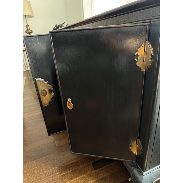 Mid-Century Modern Authenticated Vintage American of Martinsville Black Lacquer Asian Credenza Buffet For Sale - Image 3 of 4