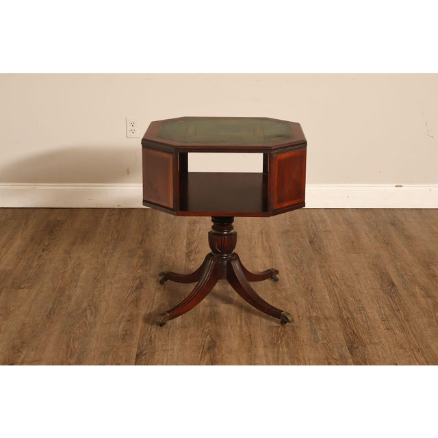 1940's Vintage Pair of Regency Style Mahogany Green Leather Top Pedestal Side Tables For Sale - Image 15 of 18